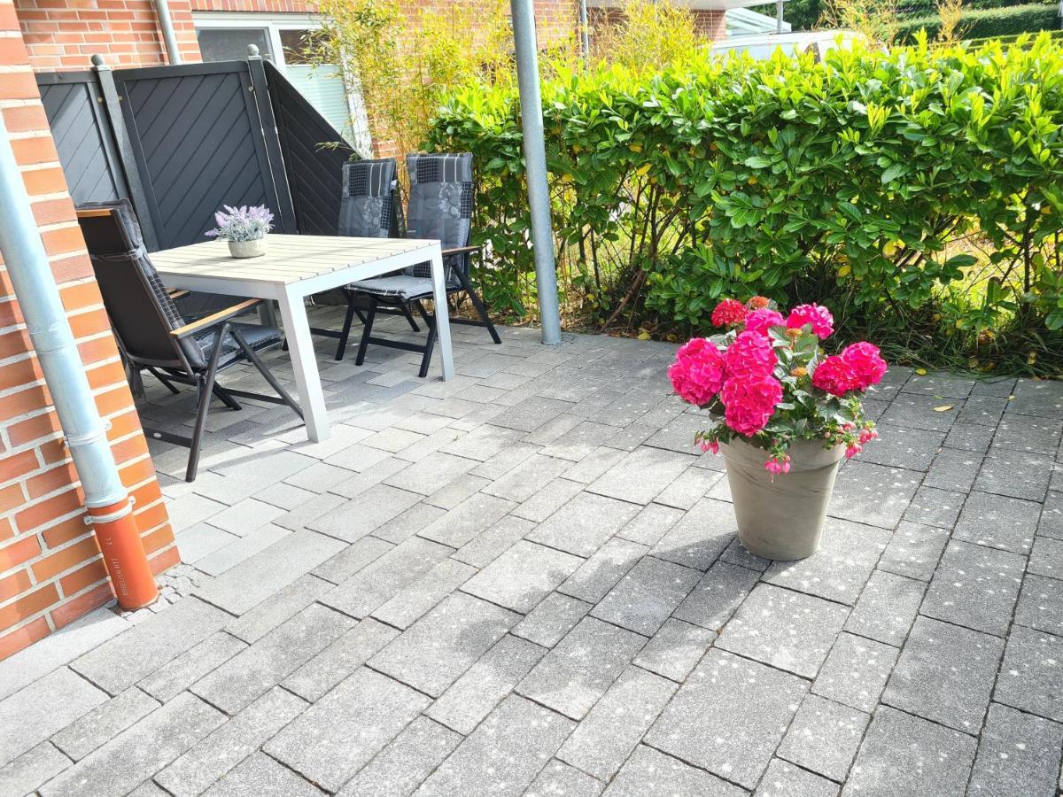 Haus Hobbingshof Greetsiel Apartment Exterior photo